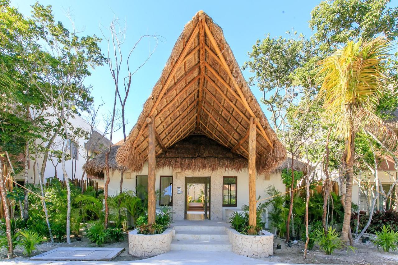 Condo Complex With An Alluring Pool & Tropical Vibes By Stella Rentals! Tulum Exterior photo