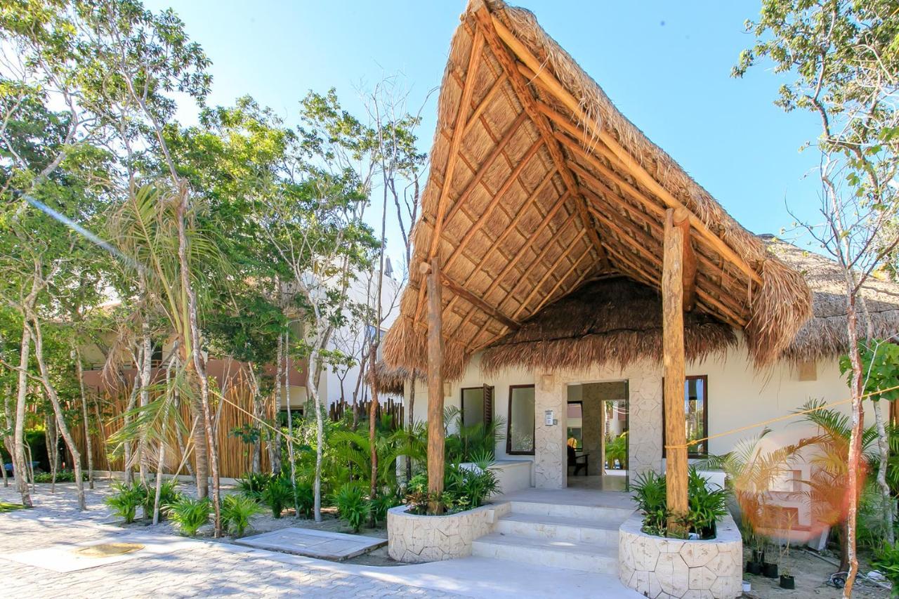 Condo Complex With An Alluring Pool & Tropical Vibes By Stella Rentals! Tulum Exterior photo